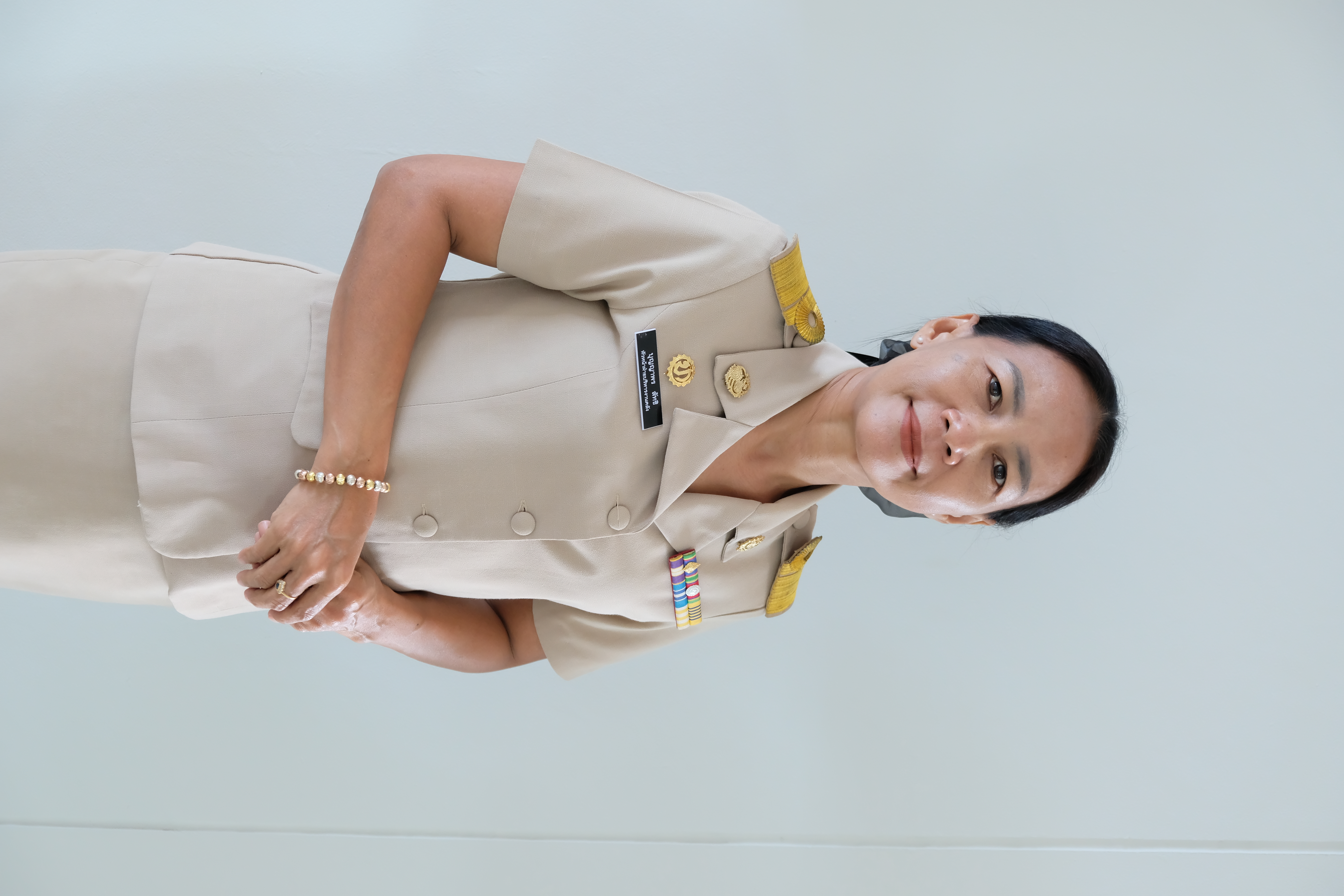 นางสาวบุญญาพร  ลัทธิ